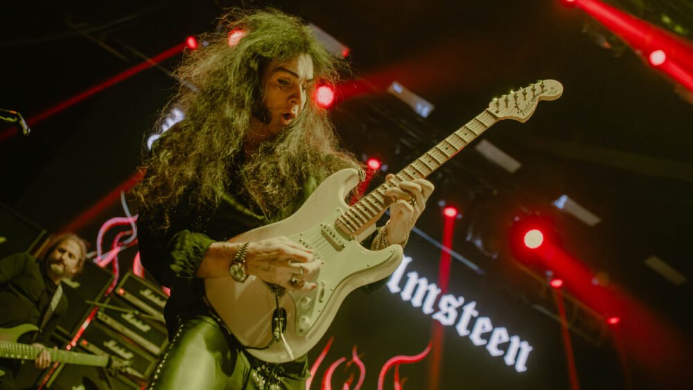 Yngwie Malmsteen arrasó en Teatro Coliseo en el marco de su 40th